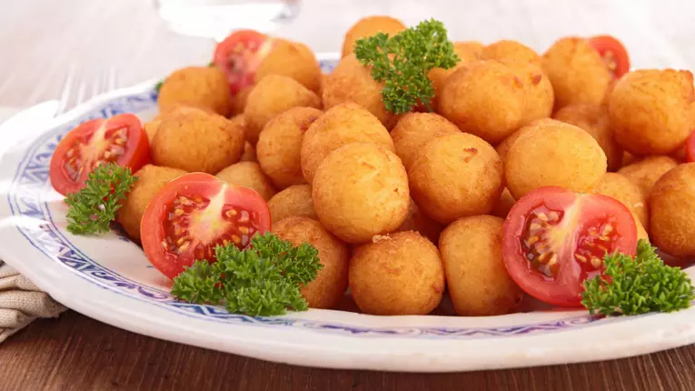 Cele mai usoare bulete de cartofi