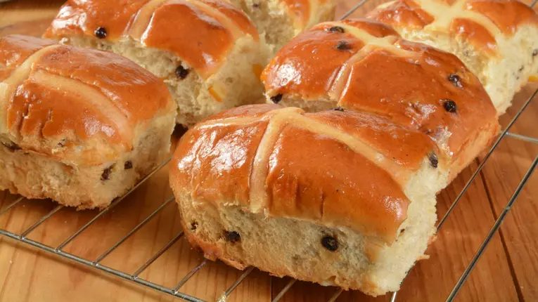 Mini cozonaci cu stafide