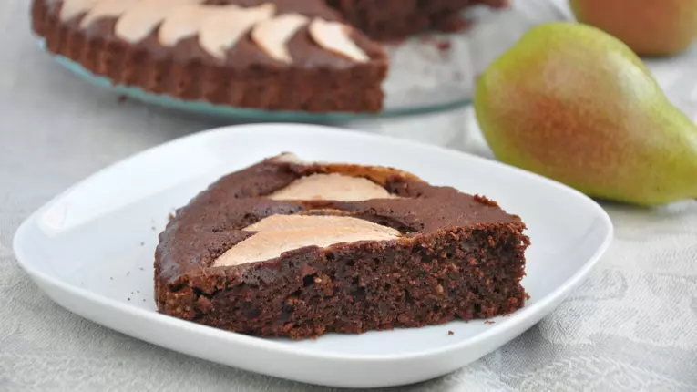 Prajitura cu ciocolata si pere