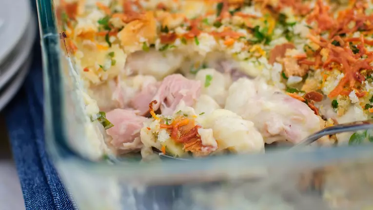 Paste gratinate cu ton