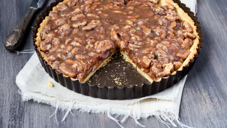 Tarta cu caramel sarat si ciocolata