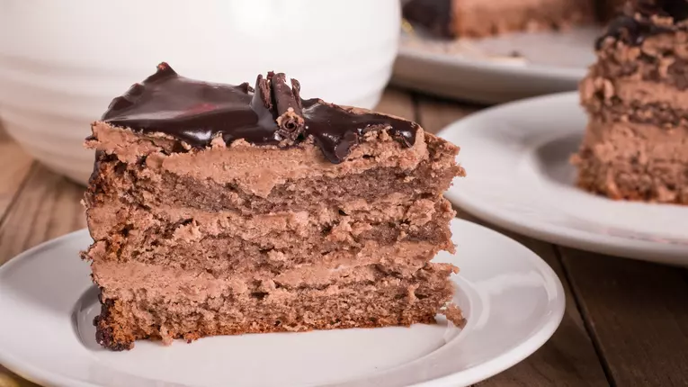 Tort de ciocolata glazurat