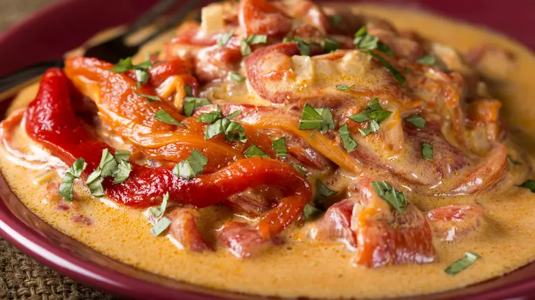 Tocanita de ardei copti