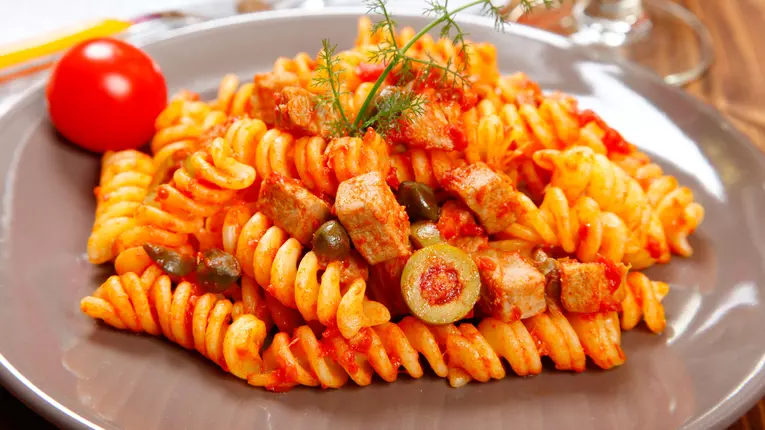 Salata de paste cu ton