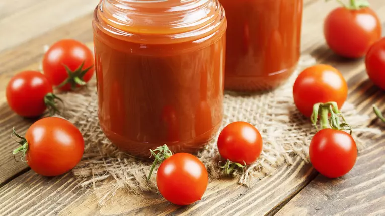 Suc de rosii pentru iarna – Reteta fara conservanti