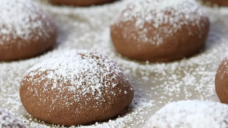 Fursecuri simple cu ciocolata