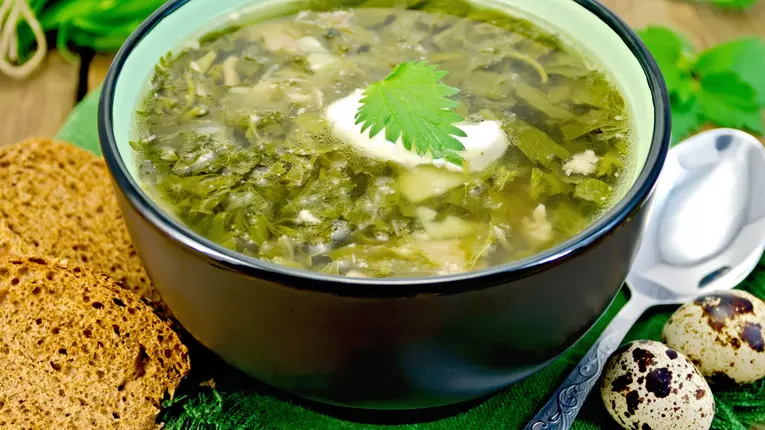 Ciorba de stevie cu afumatura