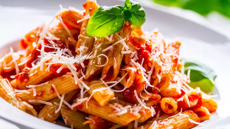 Paste Arrabbiata, dupa reteta lui Jamie Oliver
