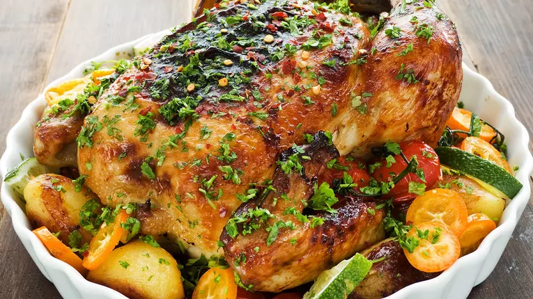 Pui regal – Reteta lui Jamie Oliver, dedicata lui Harry si Meghan