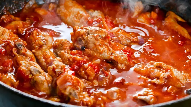 Tocana de pui cu legume