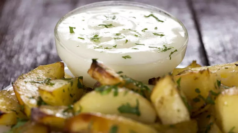 Aioli – Maioneza fara ou (din usturoi)