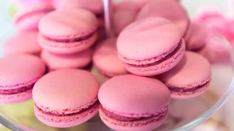 Macarons ieftine, fara faina de migdale