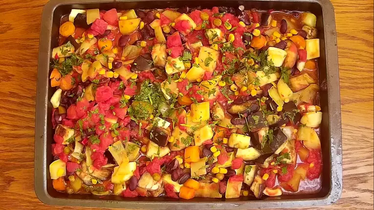 Ghiveci de legume la cuptor