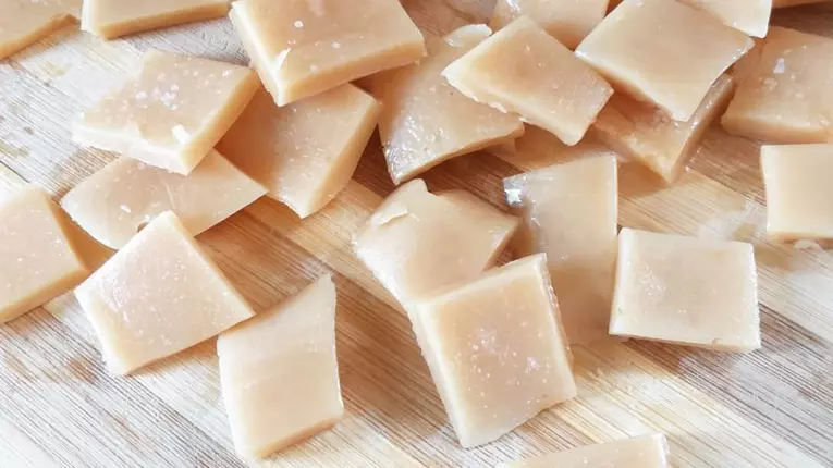 Bomboane cu lapte din 3 ingrediente