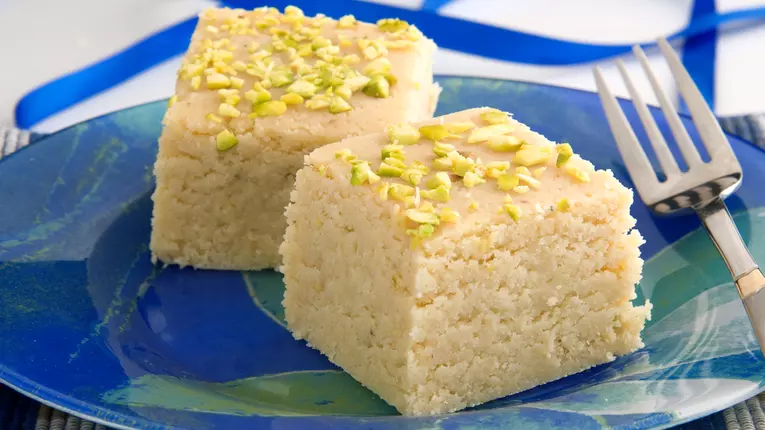 Prajitura din lapte acru, fara coacere