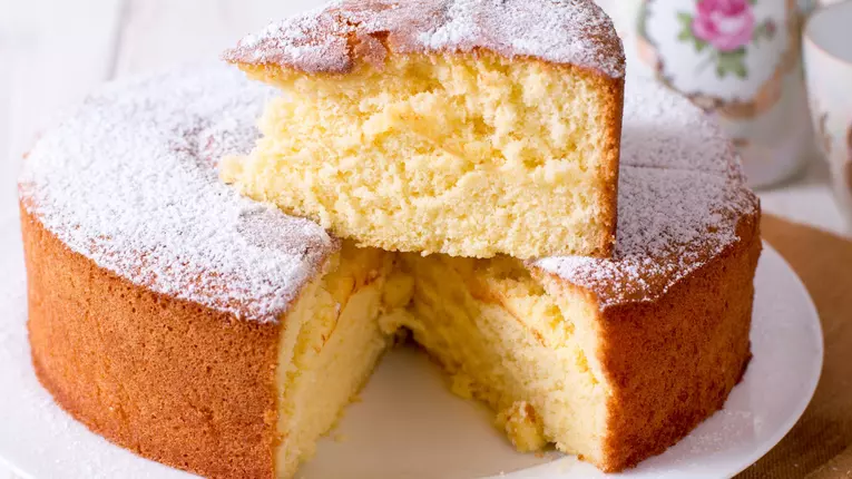 Tort de banane fara cuptor, gatit la abur