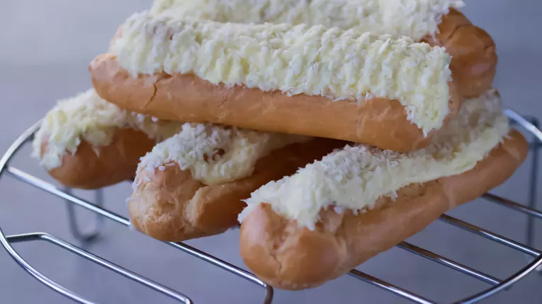 Eclere cu crema de cocos