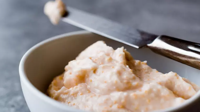 Salata de icre cu ceapa