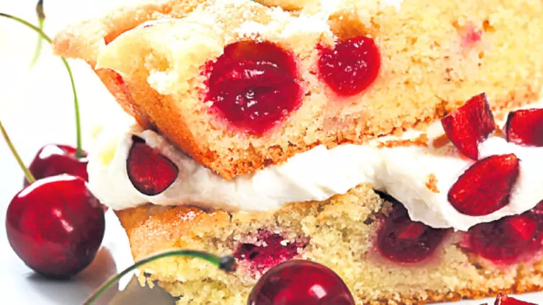 Pandișpan cu vișine