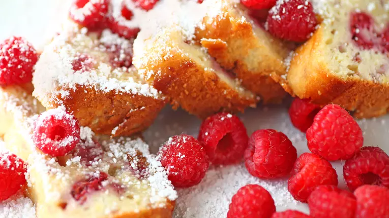 Pandișpan cu zmeură