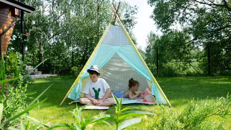 Cărți pe care orice copil trebuie să le citească în vacanță