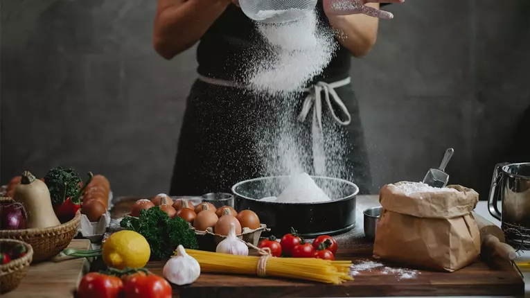 Cum alegi cărți de gastronomie și de ce să pregătești rețetele culinare