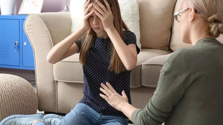 8 motive pentru care ar trebui să-ți duci copilul la un psiholog specializat