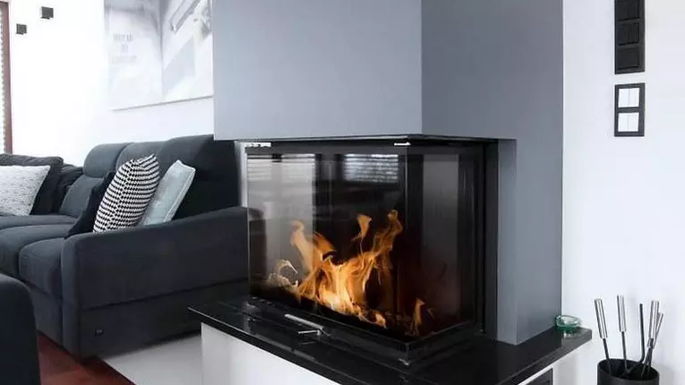 Sobele și șemineele pe lemne te pot scăpa de facturile astronomice la gaz