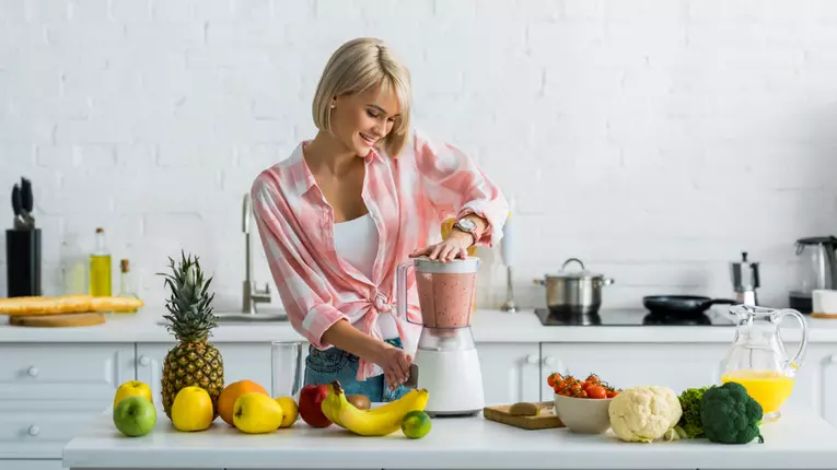 3 idei de mâncăruri pe care le poți face la blender