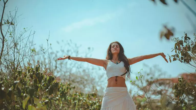 Cum îți creezi un stil de viață sărac în calorii adaptat nevoilor tale? Top 3 sfaturi pentru cei care vor să slăbească