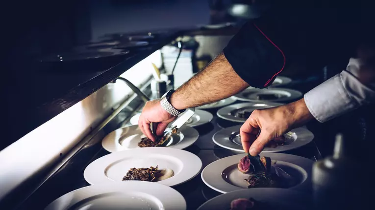 Chefs în restaurante sau acasă – echipamente pentru rezultate premium