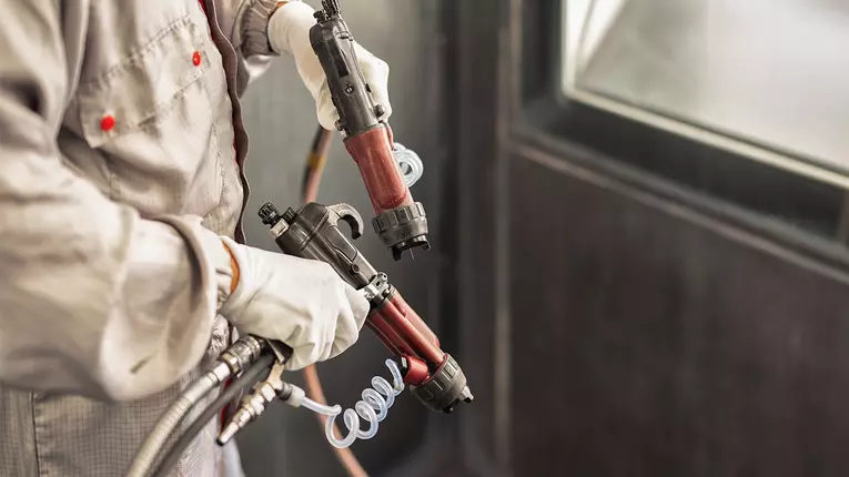 Importanța vopselelor de înaltă calitate a suprafețelor metalice