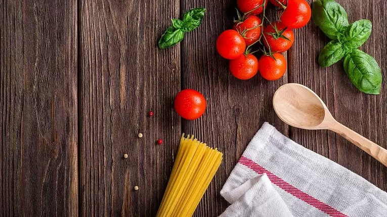 Fișetul metalic, ideal pentru stocarea celor mai practice rețete!