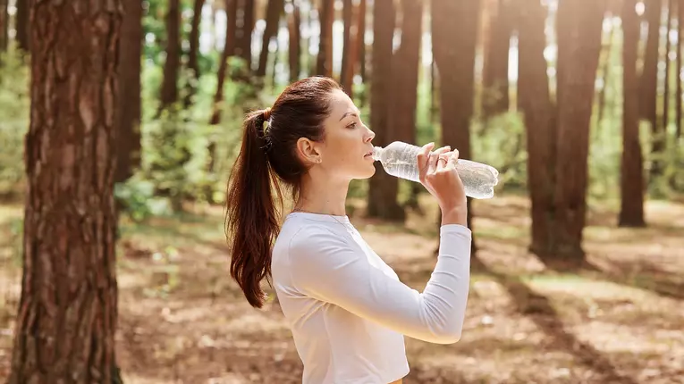 Cum să te hidratezi corect pentru un plus de energie?