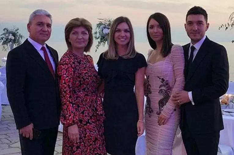 simona-halep-lat-familie-croatia-dubrovnik