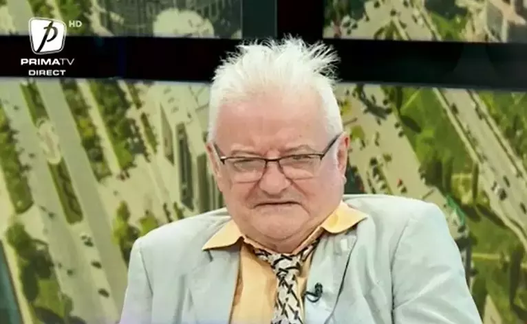 Irinel Columbeanu, prima apariție la TV, după ce s-a mutat la azil Citeşte întreaga ştire Irinel Columbeanu, prima apariție la TV, după ce s-a mutat la azil. Confirmă că a primit bani de la fiica Irina „Nu are importanță suma”