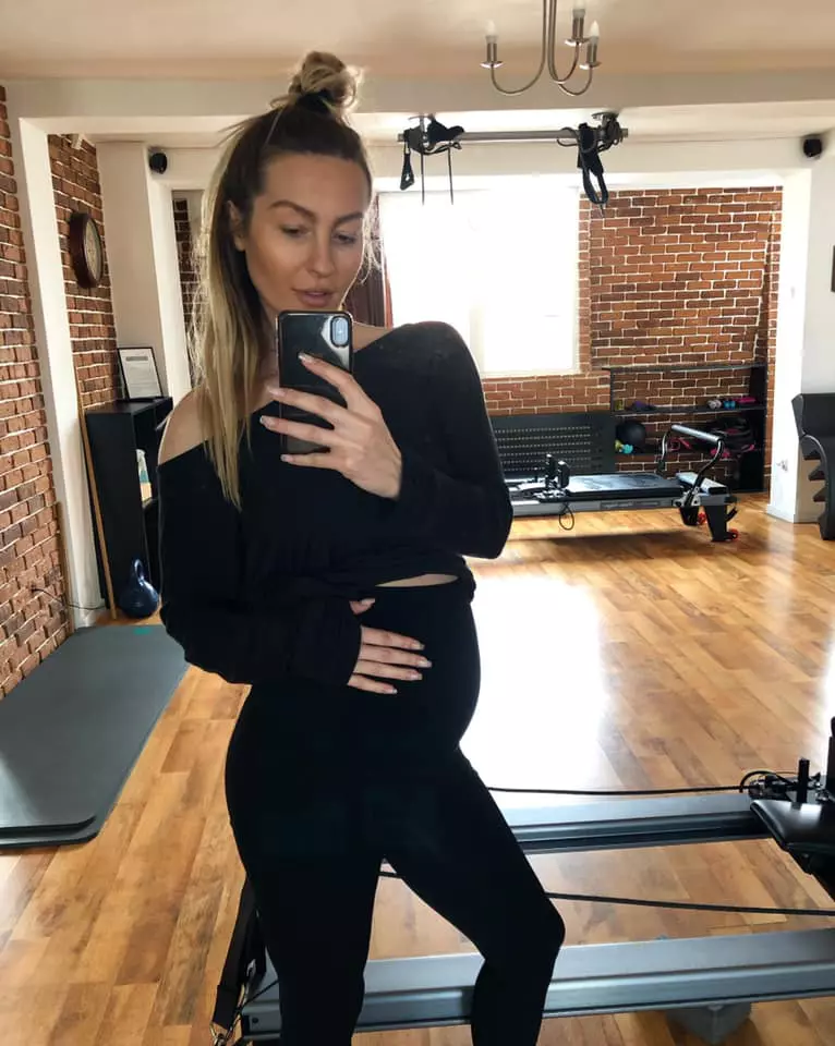 Flavia Mihăşan a născut pe 18 iunie