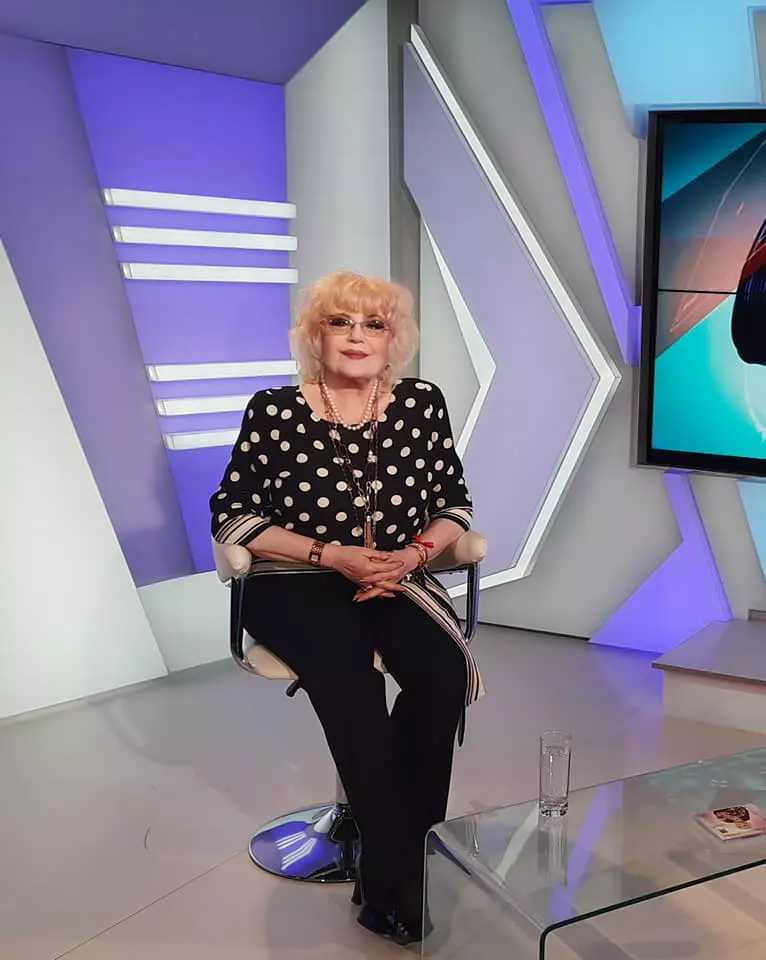 Corina Chiriac cantareata