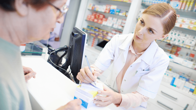 Sănătatea respiratorie în sezonul rece: rolul farmacistului