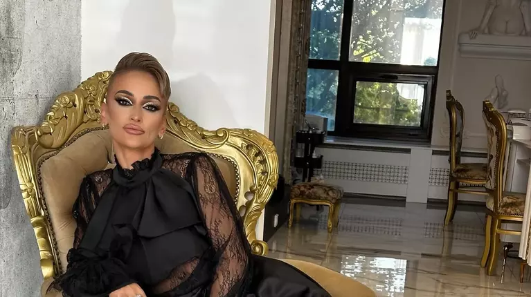 Gabriela Lucuțar se ocupă de înmormântări de aproape 20 de ani, dar nu a putut să accepte moartea tatălui ei: „L-am făcut să treacă prin cele mai mari dureri”