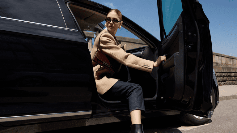 Cizme de damă în tendințe în sezonul rece: modele UGG, din piele și piele întoarsă