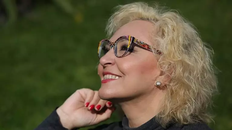 Cum arată și cu ce se ocupă fiica Mihaelei Tatu. Ioana e plecată de mulți ani din țară / Foto