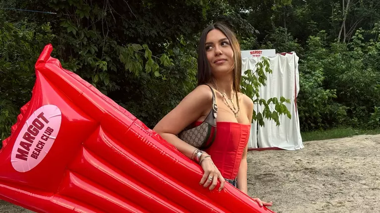 Alessia Năstase, fiica lui Ilie Năstase, și-a pus implanturi mamare, la 22 de ani. Cum a reacționat mama tinerei, Amalia Năstase