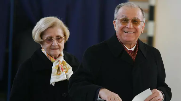 Nina Iliescu a avut nevoie ajutor medical după înmormântarea lui Ion Iliescu: „Medicii încearcă să o stabilizeze”