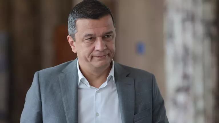 Sorin Grindeanu, atac la adresa lui Ilie Bolojan pe tema pensiilor magistraților: „De o săptămână tăiem frunze la câini, facem fotosinteză, asta când e soare”