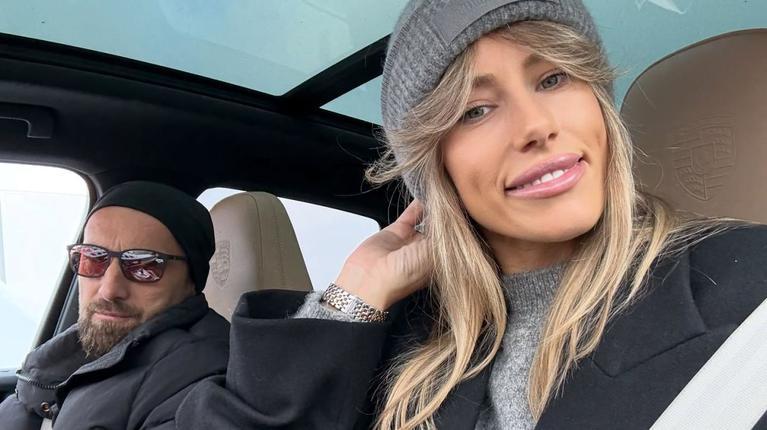 Dani Oțil i-a făcut un cadou de zeci de mii de euro soției sale, de ziua ei. Gabriela Prisăcariu a împlinit 33 de ani