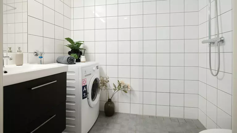 Cum prelungești durata de viață a mașinii de spălat: practici esențiale pentru o funcționare optimă