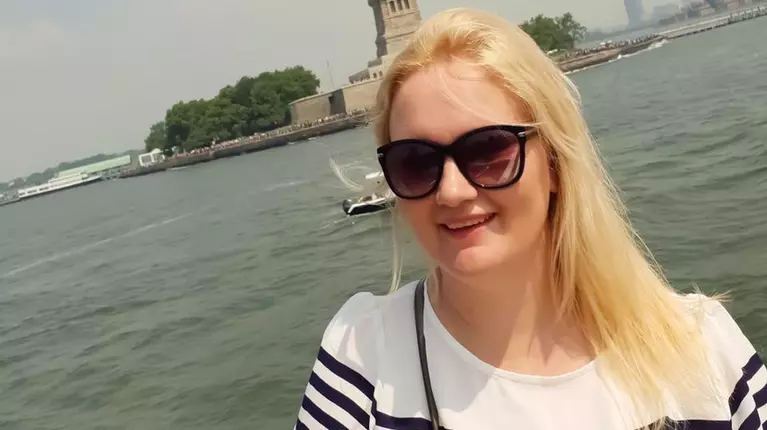 Cine este Diana Postică, soția lui Eugen Tomac. Este avocat și s-a născut în Republica Moldova