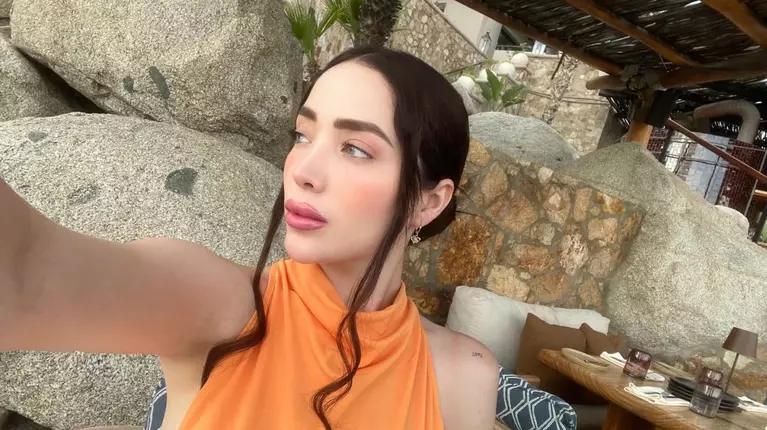 O influenceriță a murit în urma unei operații estetice. A lăsat în urmă o fetiță de 6 ani