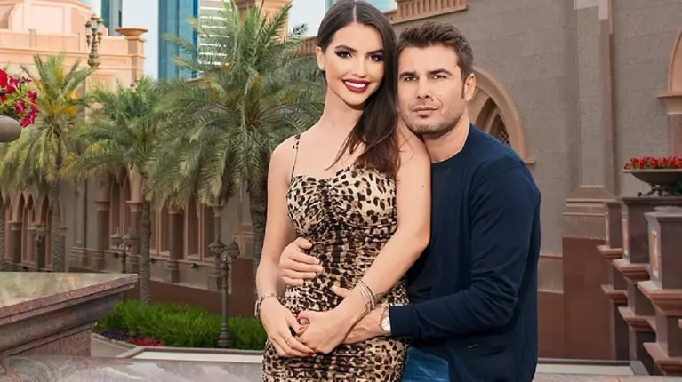 Adrian Mutu, surpriză pentru soția lui. Ce i-a dăruit Sandrei în mijlocul străzii